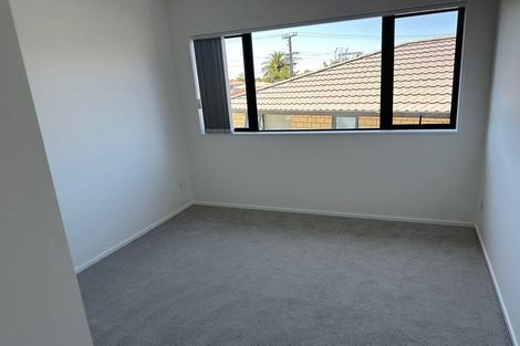 Photo of property in 36a Vodanovich Road, Te Atatu South, Auckland, 0610
