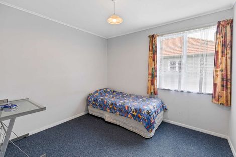 Photo of property in 11 Wharenui Terrace, Roslyn, Palmerston North, 4414