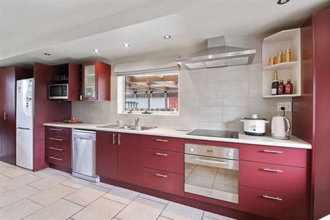 Photo of property in 4 Wadhurst Place, Burnside, Christchurch, 8053