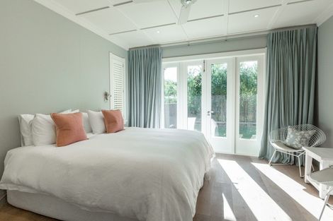 Photo of property in 313 Clifton Road, Te Awanga, 4102