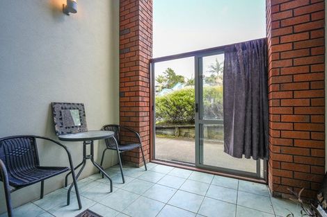 Photo of property in 69 Velma Road, Hillcrest, Auckland, 0627