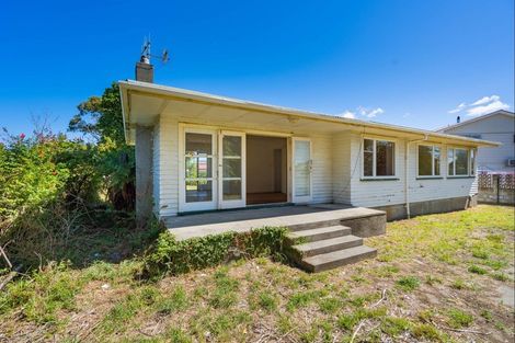 Photo of property in 60 Te Kupe Road, Paraparaumu Beach, Paraparaumu, 5032