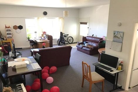 Photo of property in 2/124 Campbell Street, Karori, Wellington, 6012