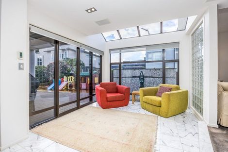 Photo of property in 1420 Whangaparaoa Road, Army Bay, Whangaparaoa, 0930