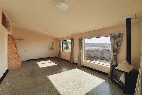 Photo of property in 14 Bay Drive, Titahi Bay, Porirua, 5022