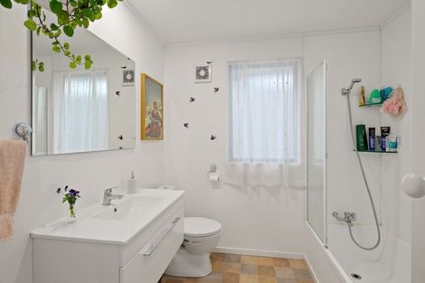 Photo of property in 1/63a Colwill Road, Massey, Auckland, 0614