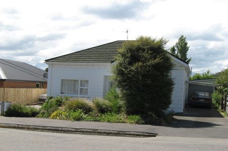 Photo of property in 21 Marsden Street, Heathcote Valley, Christchurch, 8022