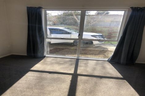 Photo of property in 121 Apollo Parade, Milson, Palmerston North, 4414