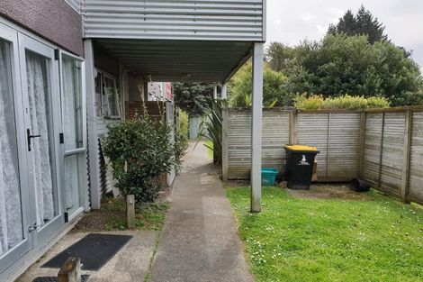 Photo of property in 1/126 Redwood Avenue, Tawa, Wellington, 5028