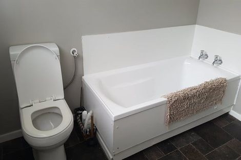 Photo of property in 43 Percival Road, Paraparaumu Beach, Paraparaumu, 5032