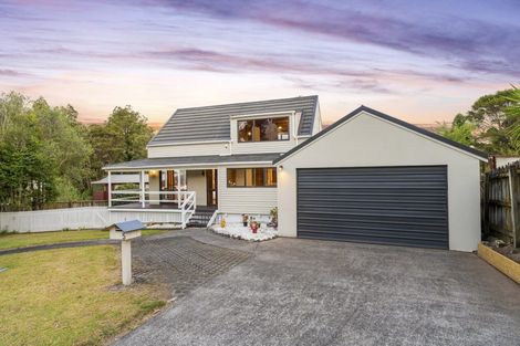Photo of property in 5 Chardon Place, Henderson, Auckland, 0612