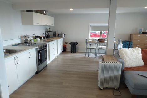 Photo of property in 5 Washington Avenue, Snells Beach, 0920