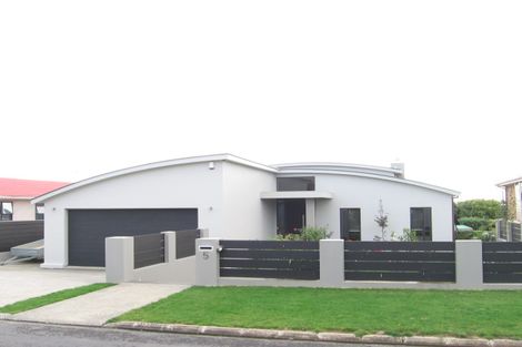 Photo of property in 5 Ullswater Place, Half Moon Bay, Auckland, 2012