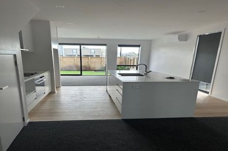 Photo of property in 2 Houhere Street, Paraparaumu, 5032