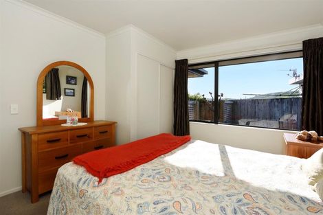 Photo of property in 5 Orpington Place, Stoke, Nelson, 7011