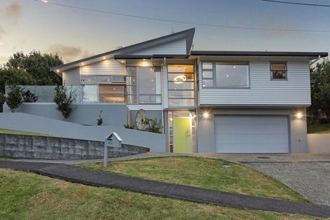 Photo of property in 48 Hebron Road, Waiake, Auckland, 0630