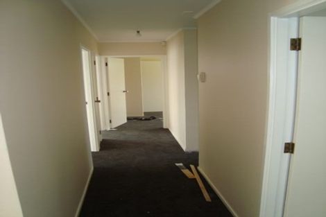 Photo of property in 52 Hartley Terrace, Massey, Auckland, 0614
