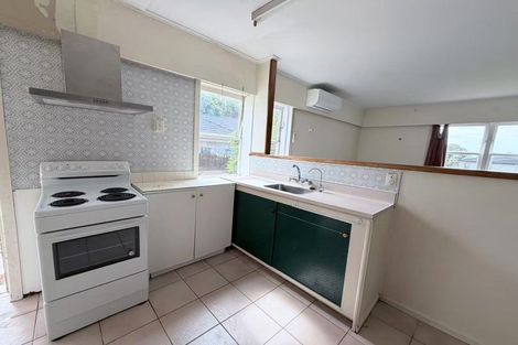 Photo of property in 105 Grove Road, Papakura, 2110