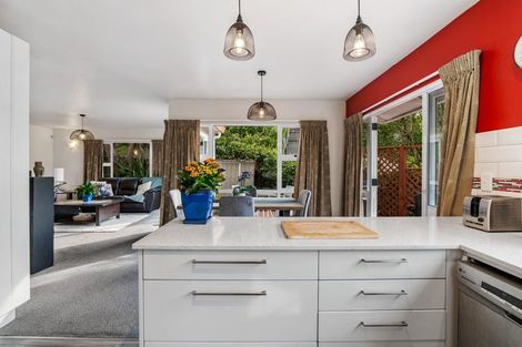 Photo of property in 2/26 Beaudine Avenue, Glenfield, Auckland, 0629