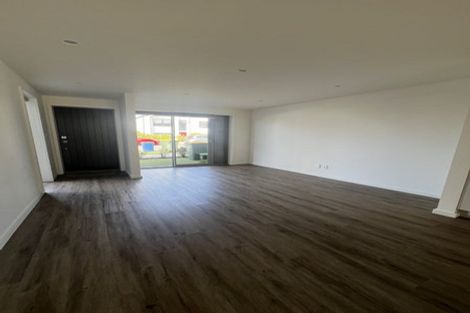 Photo of property in 9 Gunn Way, Hobsonville, Auckland, 0616