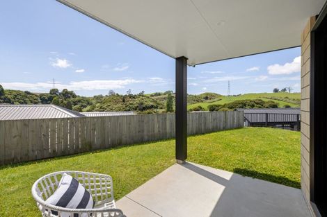 Photo of property in 22 Hayward Place, Ohauiti, Tauranga, 3112
