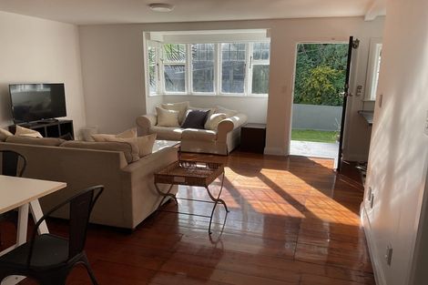 Photo of property in 2b Wilkinson Street, Oriental Bay, Wellington, 6011