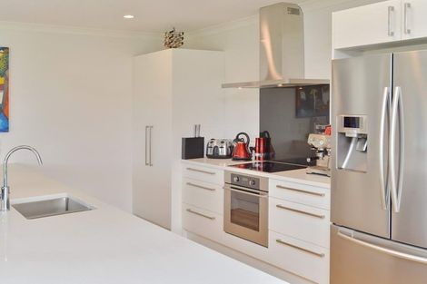 Photo of property in 4 Sequoia Way, Rangiora, 7400