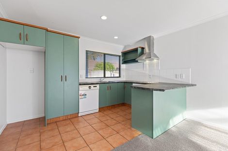 Photo of property in 85 Gravatt Road, Papamoa Beach, Papamoa, 3118