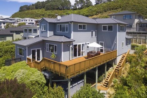 Photo of property in 86 Downing Street, Crofton Downs, Wellington, 6035