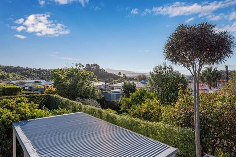 Photo of property in 106 Ruapehu Street, Paraparaumu, 5032
