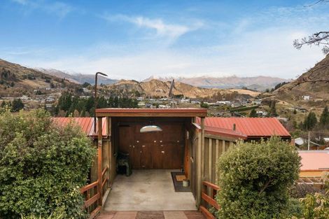 Photo of property in 16 Moonlight Track, Arthurs Point, Queenstown, 9371