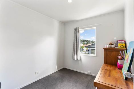 Photo of property in 1/8 Knott Road, Stanmore Bay, Whangaparaoa, 0932
