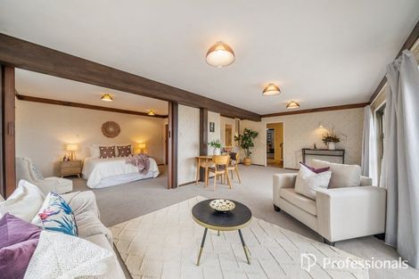 Photo of property in 14 Hibiscus Grove, Maungaraki, Lower Hutt, 5010