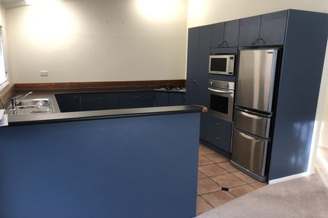 Photo of property in 8 Hall Avenue, Newtown, Wellington, 6021