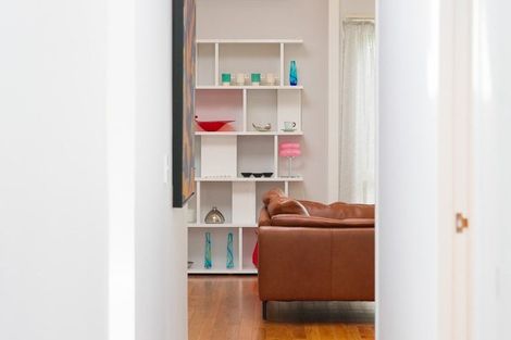 Photo of property in 15 Tiromoana Road, Raumati South, Paraparaumu, 5032