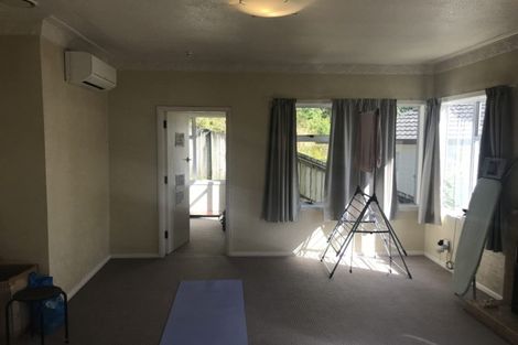 Photo of property in 2 Chester Road, Tawa, Wellington, 5028