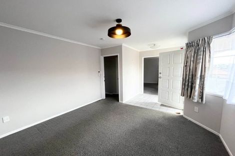 Photo of property in 2/15 Summermist Drive, Northpark, Auckland, 2013