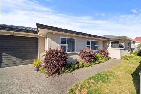Photo of property in 33b Argyle Street, Hawera, 4610