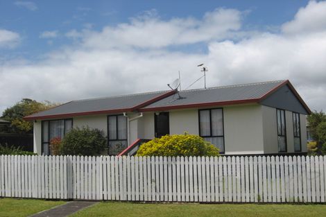 Photo of property in 6 Bellville Drive, Clendon Park, Auckland, 2103