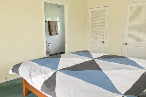 Photo of property in 103 Prince Regent Drive, Half Moon Bay, Auckland, 2012