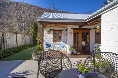 Photo of property in 21b Nairn Street, Arrowtown, 9302