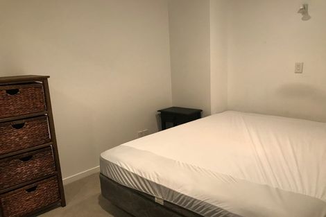 Photo of property in Terrace Heights Apartments, 7c/163 The Terrace, Wellington Central, Wellington, 6011