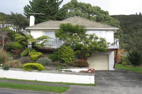 Photo of property in 42 Hay Street, Naenae, Lower Hutt, 5011