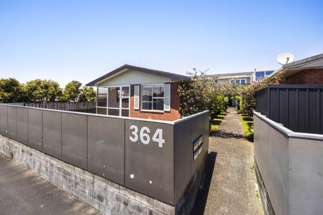 Photo of property in 364 Devon Street East, Strandon, New Plymouth, 4312