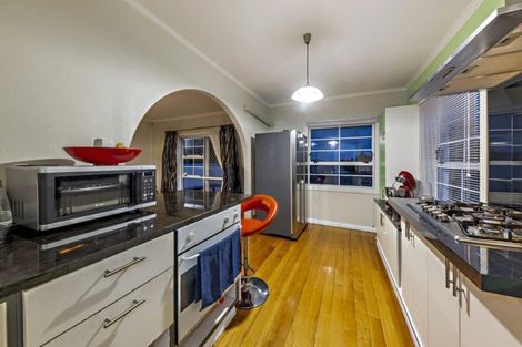 Photo of property in 1/25 Grande Vue Road, Hillpark, Auckland, 2102