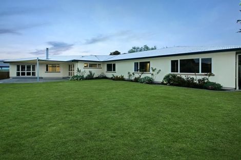 Photo of property in 17 Chelsea Drive, Taradale, Napier, 4112