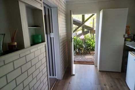 Photo of property in 21 Adams Road, Thornton Bay, Thames, 3575