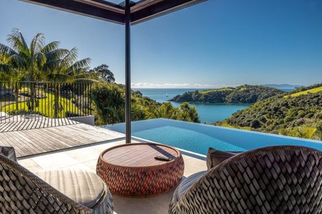 Photo of property in 209 Delamore Drive, Oneroa, Waiheke Island, 1081
