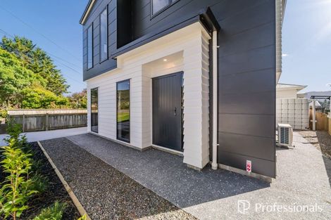 Photo of property in 24b Wainuiomata Road, Wainuiomata, Lower Hutt, 5014