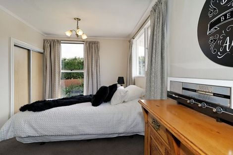 Photo of property in 10 Pasteur Place, New Windsor, Auckland, 0600